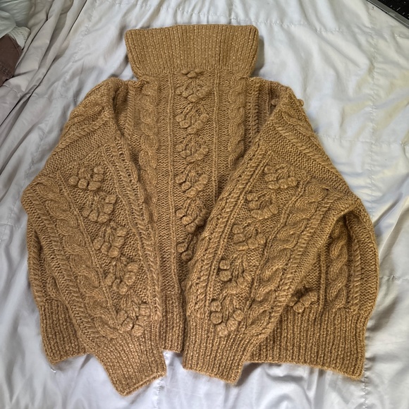 Doen Lyon Sweater - Picture 16 of 17